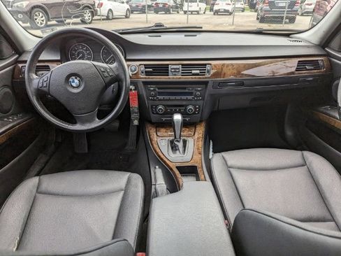 Used 2009 BMW 328i xDrive Sedan image 13