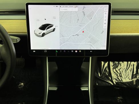 Used 2018 Tesla Model 3 Long Range image 20