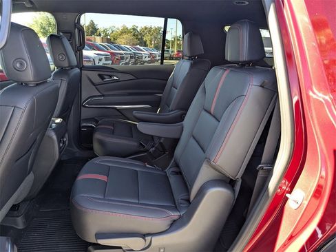 New 2026 Chevrolet Traverse RS w/ LPO, Floor Liner Package image 11