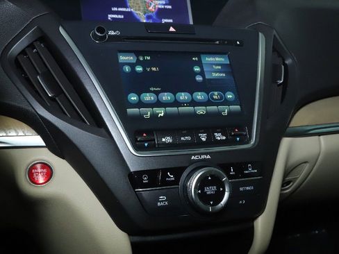 Used 2020 Acura MDX SH-AWD w/ Technology Package image 29