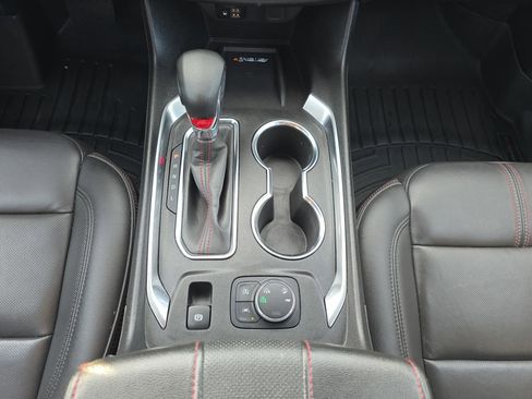 Used 2024 Chevrolet Traverse RS image 20