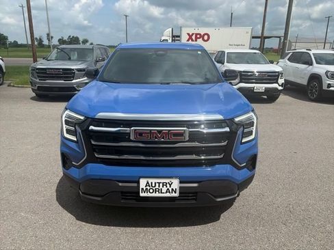 New 2027 GMC Terrain Elevation w/ LPO, Floor Liner Package FWD image 9