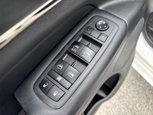 Used 2020 Jeep Grand Cherokee Limited X AWD/4WD image 25