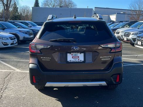 Certified 2022 Subaru Outback Touring image 6