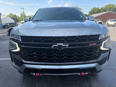 Used 2023 Chevrolet Tahoe Z71 w/ Luxury Package AWD/4WD image 7
