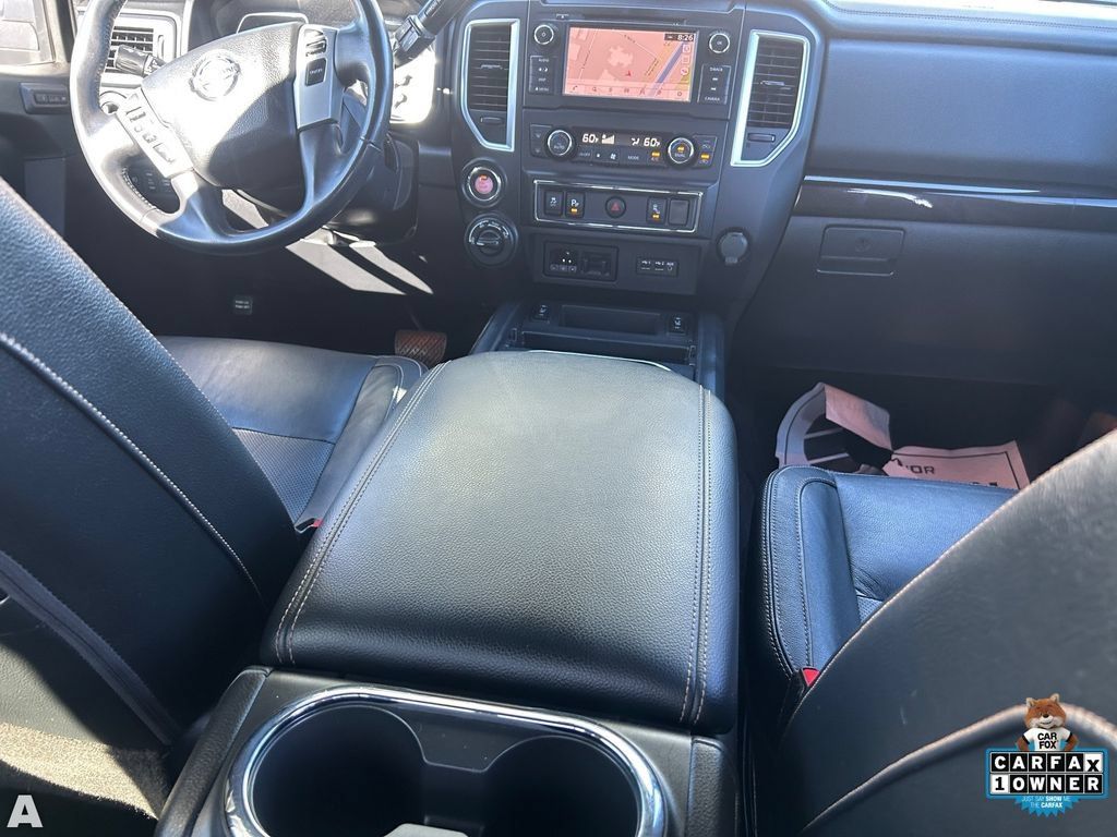 Used 2019 Nissan Titan SL w/ Midnight Edition AWD/4WD image 15