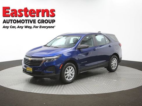 Used 2022 Chevrolet Equinox LS AWD/4WD image 56