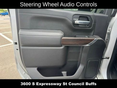 Used 2021 GMC Sierra 1500 SLT AWD/4WD image 11