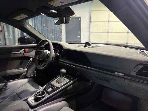 Used 2025 Porsche 911 GT3 RS RWD image 31