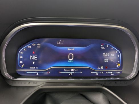 Used 2023 Chevrolet Suburban Premier image 15