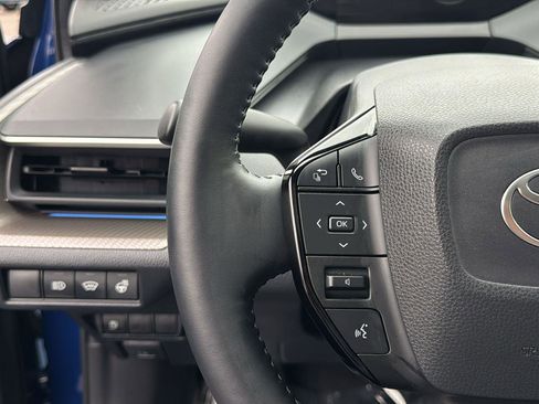 Used 2025 Toyota Prius XLE image 15