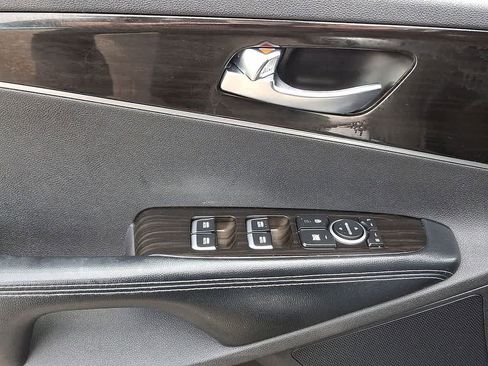 Used 2020 Kia Sorento EX FWD image 10