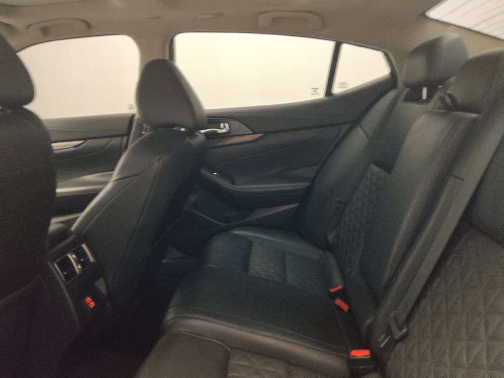 Used 2018 Nissan Maxima Platinum FWD image 18