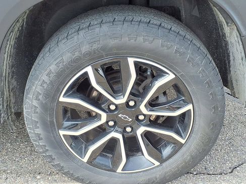Used 2025 Chevrolet TrailBlazer ACTIV w/ Convenience Package AWD/4WD image 9