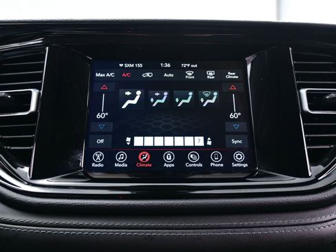 Used 2022 Dodge Durango SXT image 21