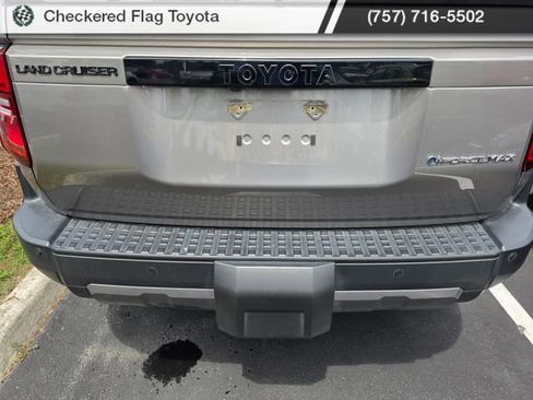 Used 2024 Toyota Land Cruiser w/ Premium Package AWD/4WD image 7