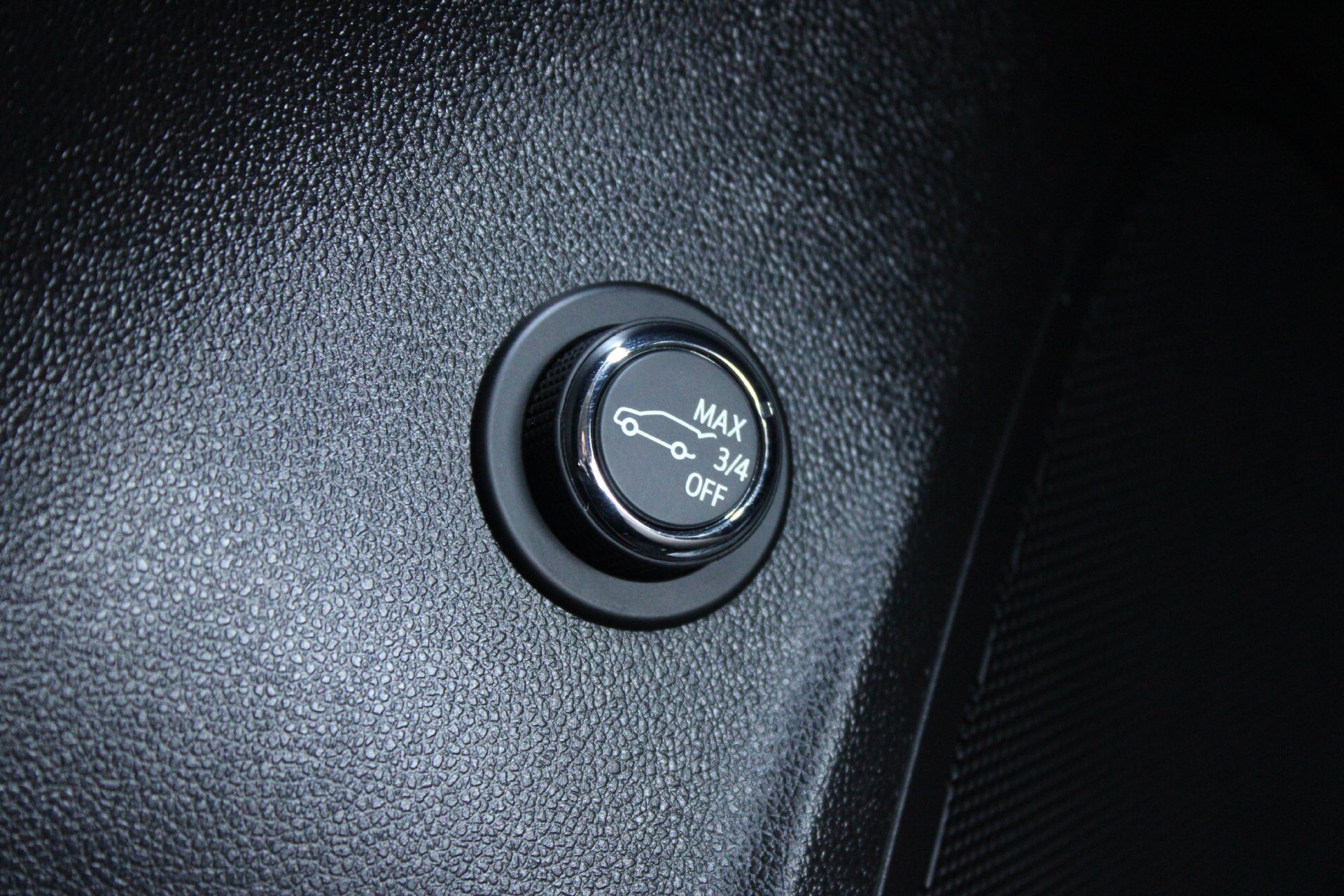 Used 2022 Buick Envision Essence w/ Sport Touring Package FWD image 26