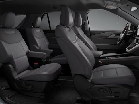 New 2026 Ford Explorer Active w/ Active Comfort Package AWD/4WD image 35