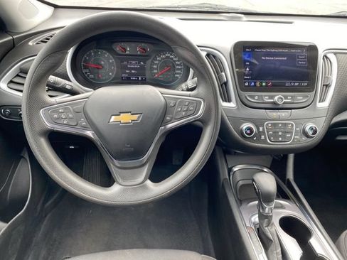 Used 2023 Chevrolet Malibu LT FWD image 8