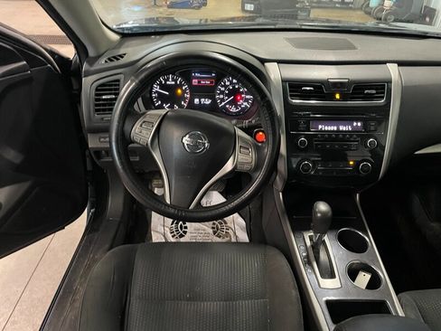 Used 2014 Nissan Altima 2.5 S image 9