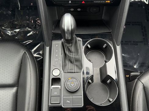 Used 2022 Volkswagen Atlas SE image 11