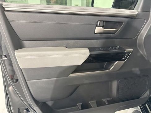 Used 2024 Toyota Tundra Limited image 18