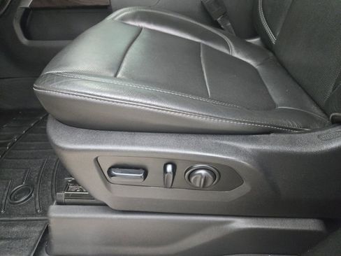 Used 2019 GMC Sierra 1500 SLT w/ SLT Premium Plus Package image 27