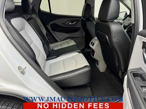 Used 2024 GMC Terrain SLT AWD/4WD image 17