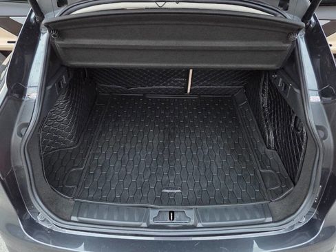 Used 2017 Jaguar F-PACE Prestige image 44