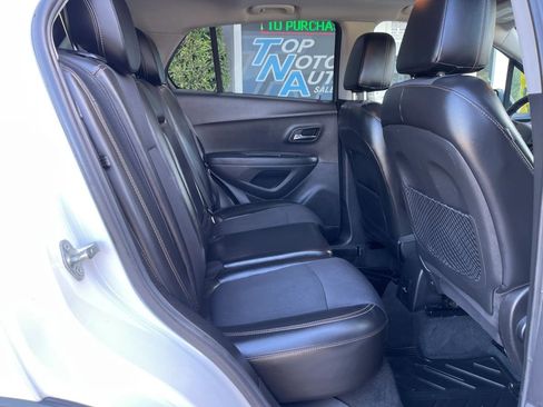 Used 2020 Chevrolet Trax LT w/ Sun & Sound Package image 24