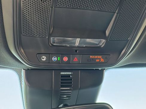 New 2025 Chevrolet Traverse LT w/ LPO, Floor Liner Package image 23