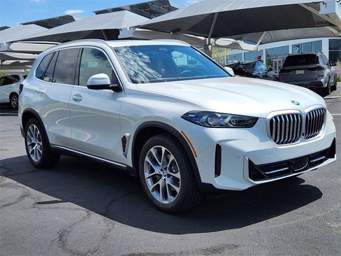 Used 2026 BMW X5 xDrive40i w/ Premium Package image 5