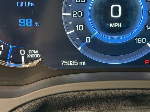 Used 2020 Cadillac Escalade Premium Luxury RWD image 18