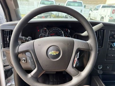 New 2025 Chevrolet Express 2500 Work Van 3D Cargo Van w/ Driver Convenience Package RWD image 23