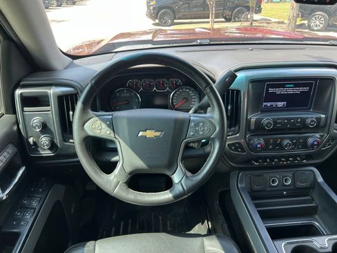 Used 2017 Chevrolet Silverado 1500 LTZ Z71 w/ LTZ Plus Package AWD/4WD image 13