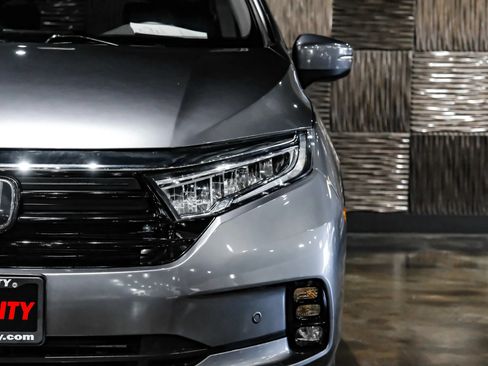 Used 2023 Honda Odyssey Touring image 45