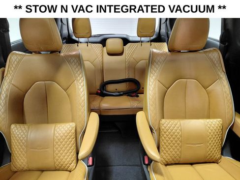 Certified 2021 Chrysler Pacifica Pinnacle AWD/4WD image 19