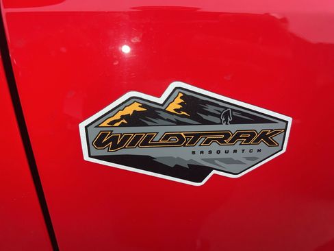 Used 2023 Ford Bronco Wildtrak AWD/4WD image 10