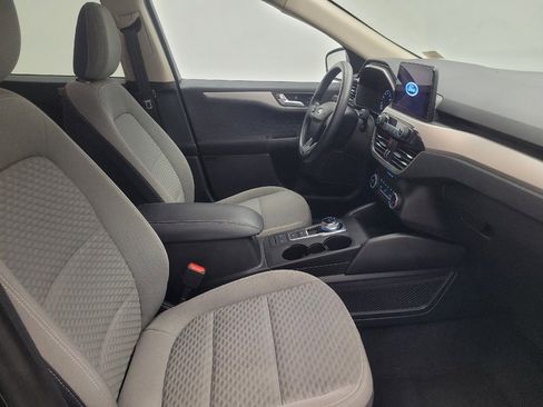 Used 2020 Ford Escape SE image 21