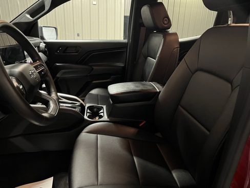 Used 2024 Chevrolet Colorado Trail Boss w/ Advanced Trailering Package image 15