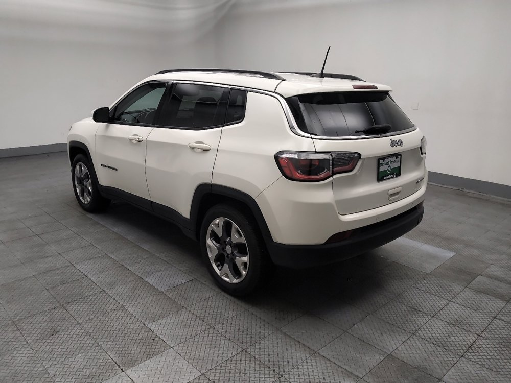 Used 2018 Jeep Compass Limited w/ Navigation Group FWD image 3