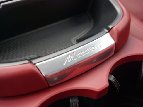 Certified 2023 Porsche Macan S AWD/4WD image 28