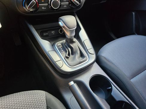 Certified 2025 Kia Soul LX FWD image 23