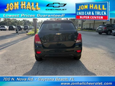 Used 2019 Chevrolet Trax LS FWD image 8