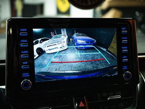 Used 2020 Toyota Corolla SE w/ SE Premium Package image 21