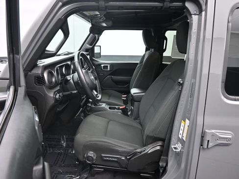 Used 2019 Jeep Wrangler Unlimited Sport S AWD/4WD image 24