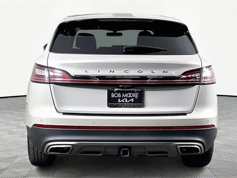 Used 2021 Lincoln Nautilus Reserve w/ Equipment Group 201A image 5