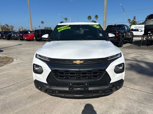 Used 2023 Chevrolet TrailBlazer ACTIV w/ Sun and Liftgate Package image 8