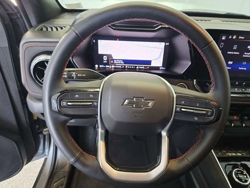 Used 2024 Chevrolet Colorado Z71 w/ Z71 Convenience Package 2 image 16