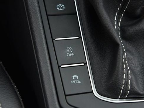 New 2026 Volkswagen Jetta SEL FWD image 18